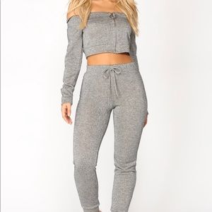 Fashion Nova Grey Active Set